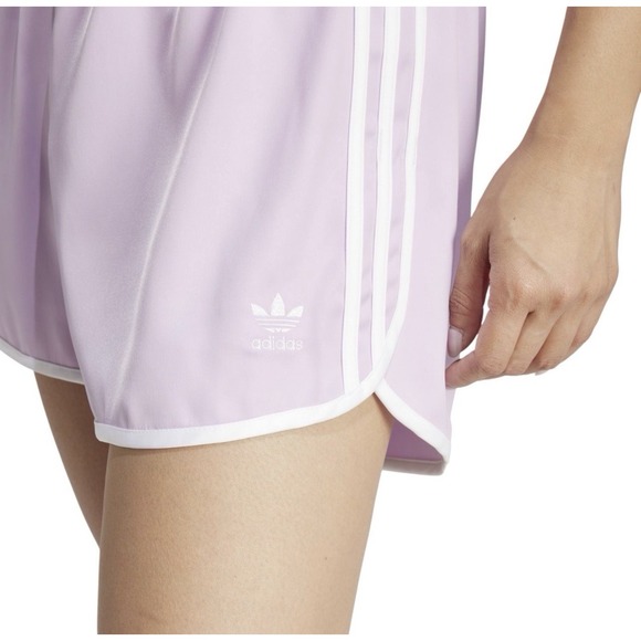 New adidas Originals Adicolor 3-Stripes Sprinter Shorts Women Small Light Orchid - Picture 2 of 6